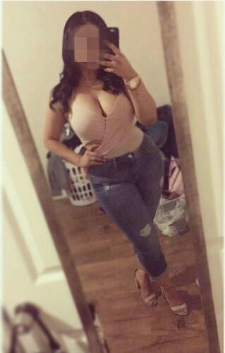 EVİNDE GÖRÜŞEN BAYAN ESCORT ECEM
