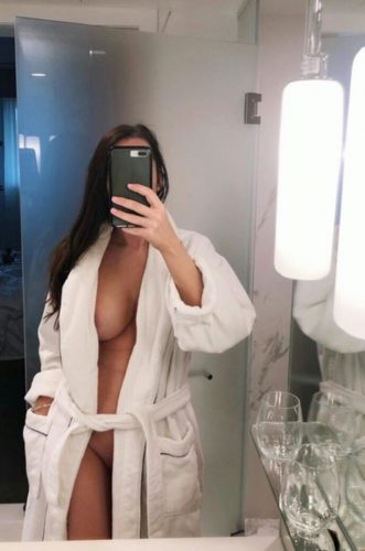 Seks Oyuncaklarıyla Zevk Vermede Uzmanlaşan Escort Nuray