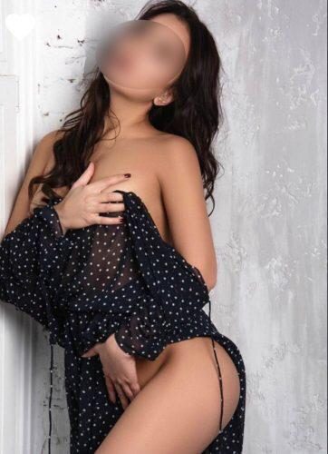 Hatlarıyla Çıtır Görünen Olgun Grup Escort Gülsüm