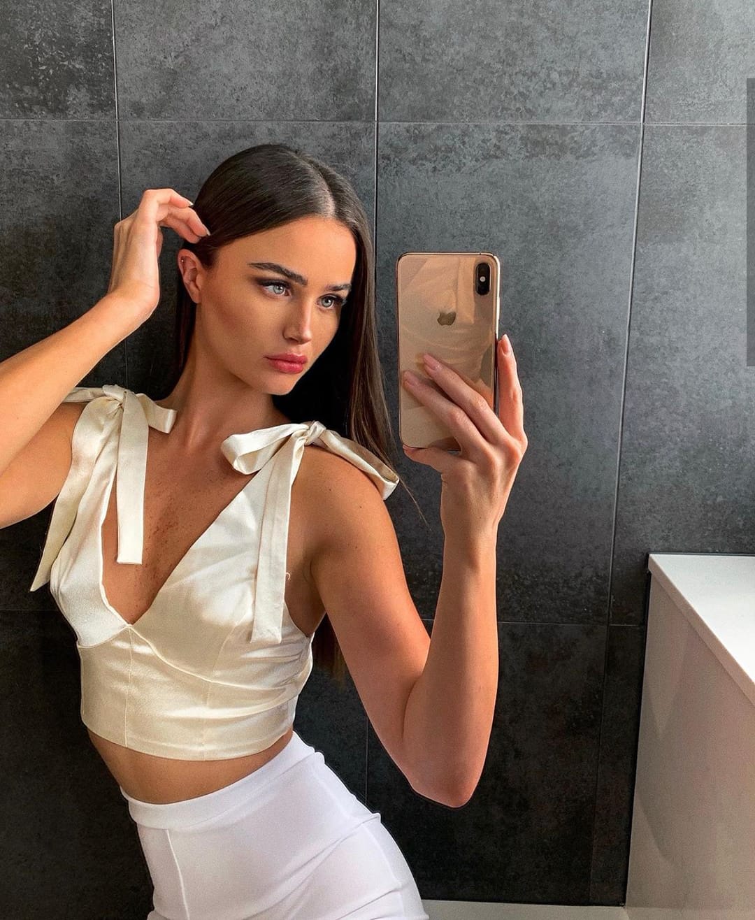 Minyon Çıtırlardan Hoşlanan Beyler Escort Öykü Sizi Bekliyor