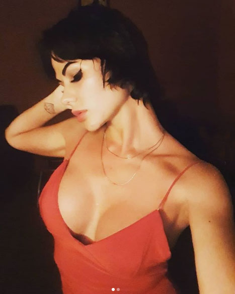 Konyaaltı Arapsuyu Escort Funda Bay Bayan Ayırmıyor