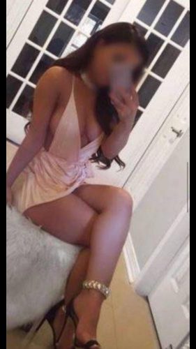 Şehvetli Üniversiteli Güzel Escort Nehir