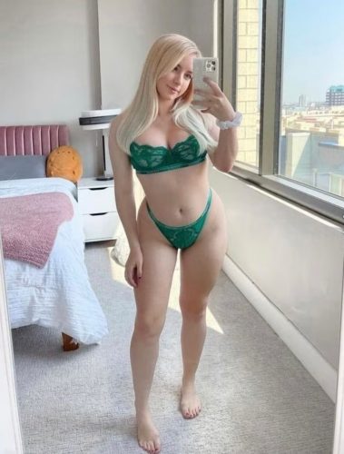 İnleyerek Boşalan Antalya Sınırsız Escort